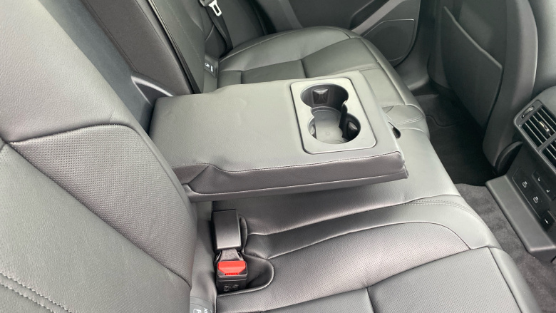 Land Rover Range Rover Velar 2.0 D200 MHEV Dynamic SE 5dr Auto Diesel Estate